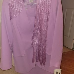 Women's Suit Size 14